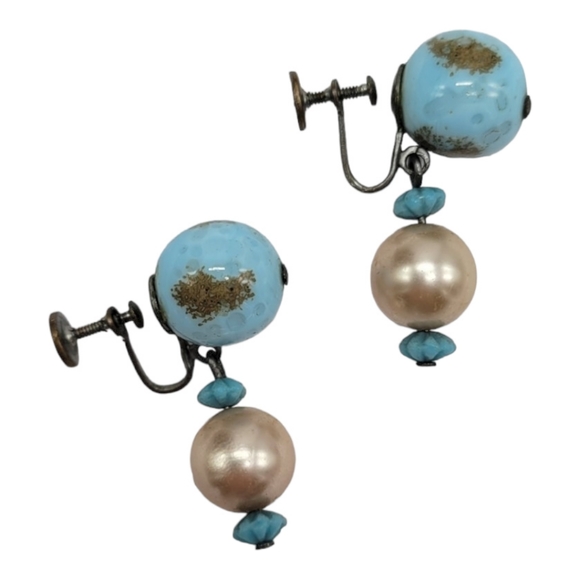 Vintage 1950's Screw Back Clip Pearl Drop Earrings - Picture 3 of 3